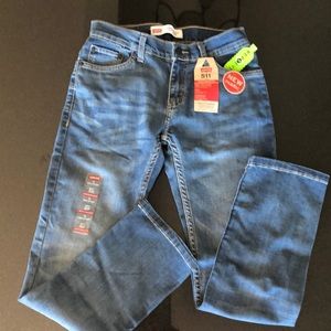 My son outgrew then and never wore them!